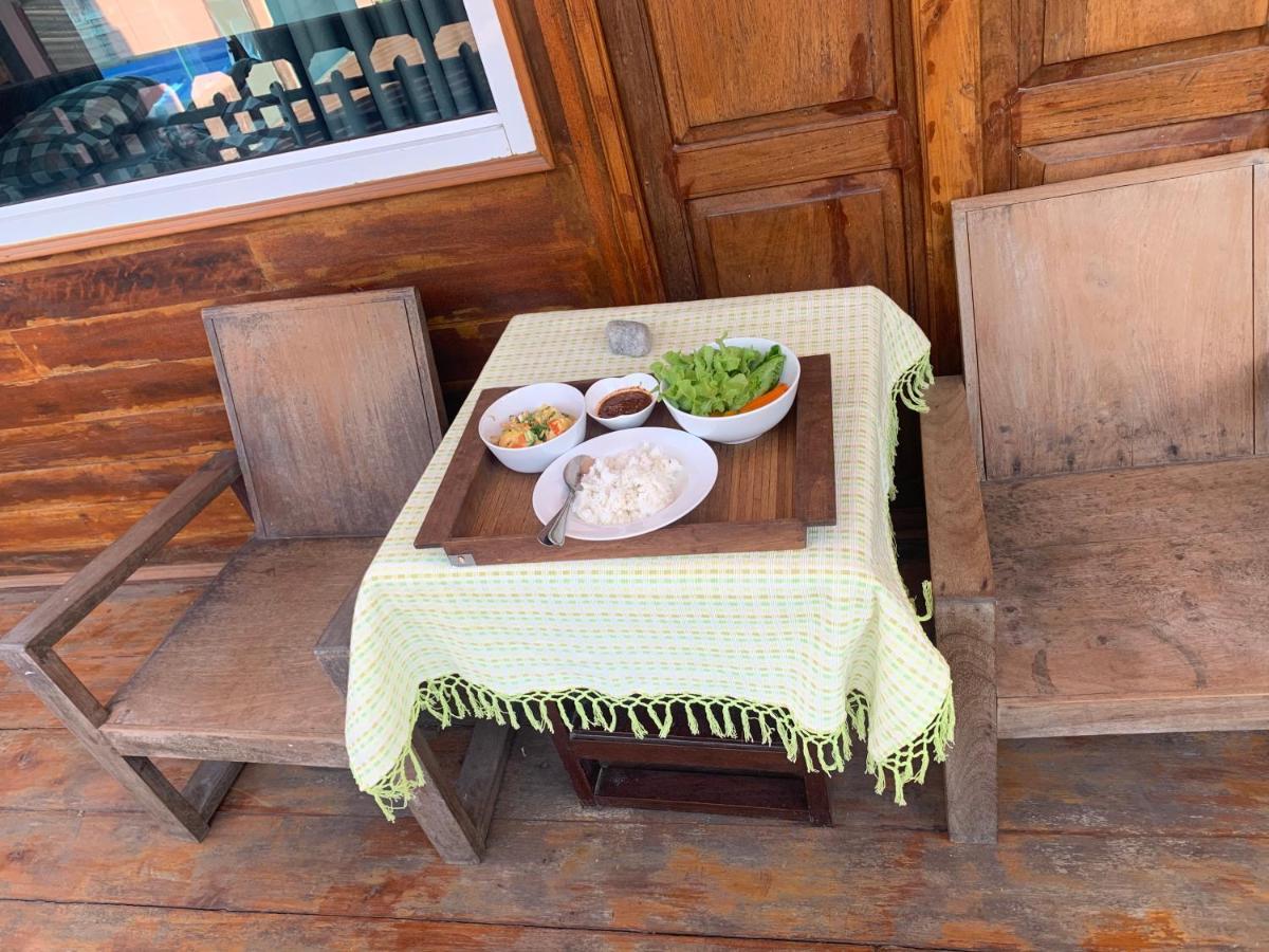 Une Jai Place เรือนอุ่นใจ Phimai エクステリア 写真