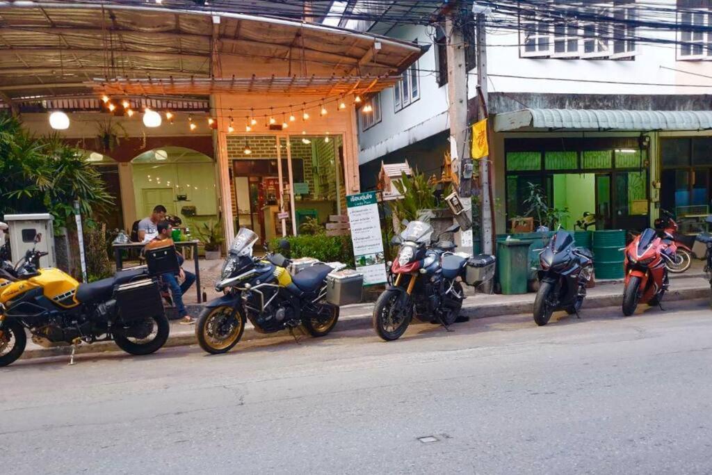 Une Jai Place เรือนอุ่นใจ Phimai エクステリア 写真